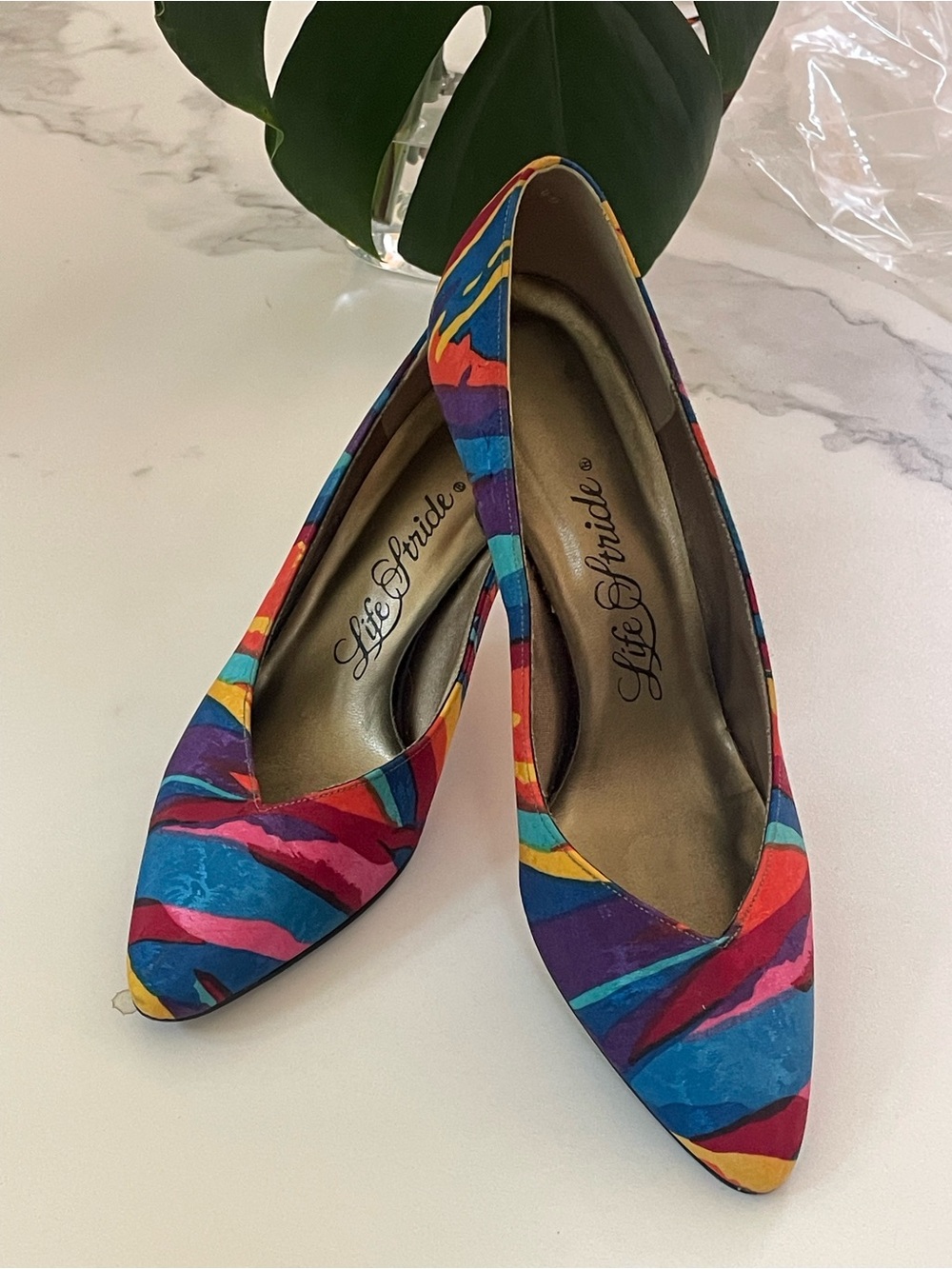 One of a kind vintage Life Stride Multicolor Pointed Toe satin heels.